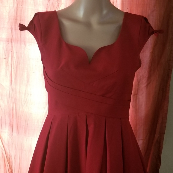 Geode Dresses & Skirts - Geode Romantic Red Sweetheart Dress